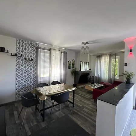 Theviennehouse * Cenon-sur-Vienne